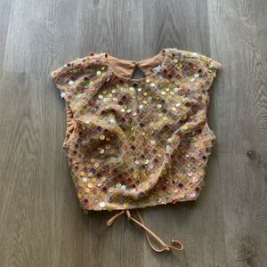 elliatt bemuse tan & gold sequin beaded embellished open back crop top blouse